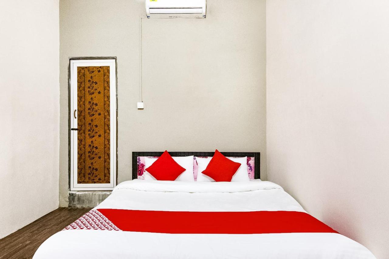 Oyo 69647 Yash Lodge Jabalpur Exterior photo